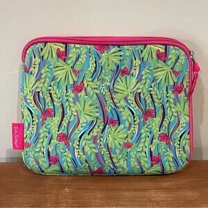 Lilly‎ Pulitzer Padded Neoprene iPad/Tablet Zipper Case Cover "Good To See You"